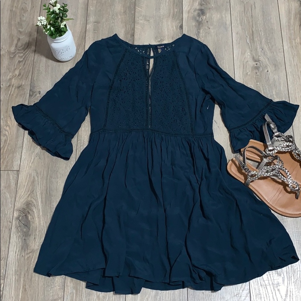 Sold EUC Forever 21 Peasant Lace Navy Dress